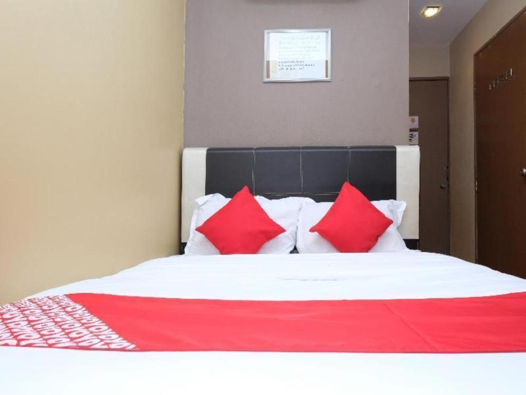 Oyo 44123 Hotel Al-Saif Kuala Kerai Exterior photo